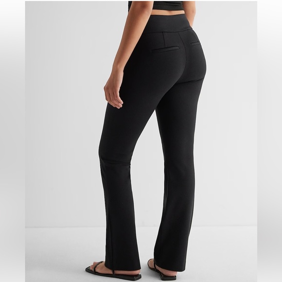 Express Columnist Barely Boot Mid Rise size 2 short - Picture 2 of 4